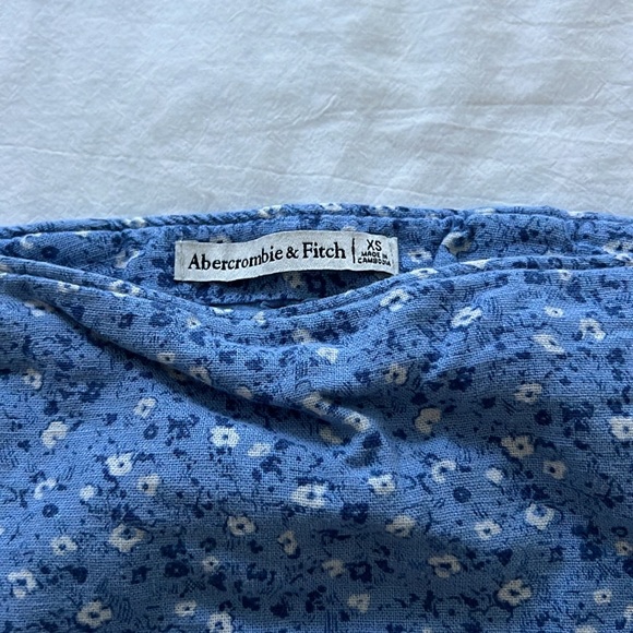 Abercrombie & Fitch Blue floral Mini Skirt & Crop Set - Picture 2 of 5
